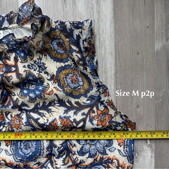 Joie Boho Ruffle Blue & White Paisley Floral Sleeveless Blouse - Picture 6 of 10